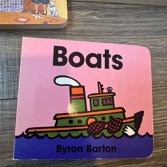 Children's Book Set - Dinosaur, Construction, and Boat Themes - Picture 3 of 9